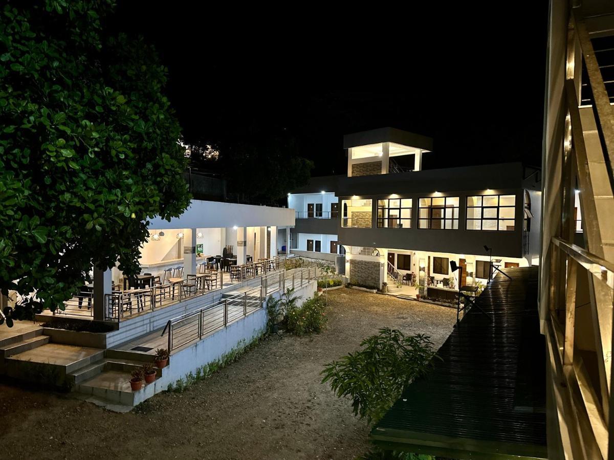 Harbour Bliss Hotel Coron Exteriér fotografie